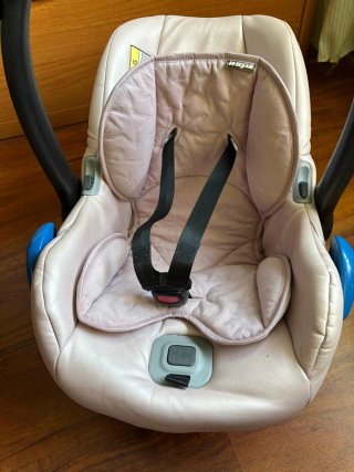Silla paseo, capazo y huevito bebé