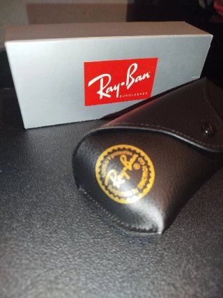 Gafas de sol Ray-Ban negras