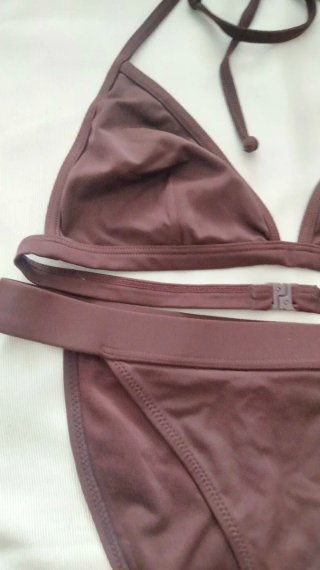 Bikini marrón