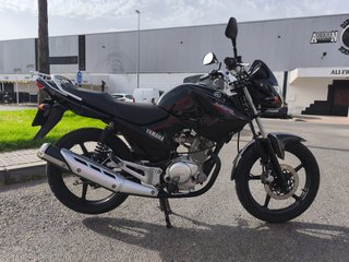 Yamaha YBR 125 Negra