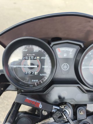 Yamaha YBR 125 Negra