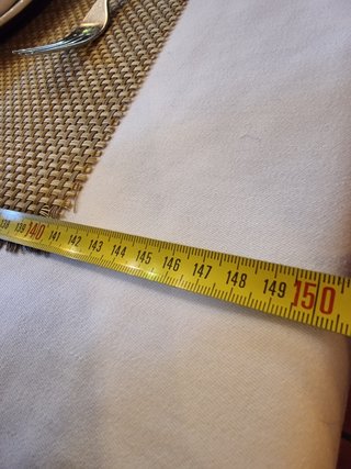 Mesa de comedor con 4 sillas de madera
