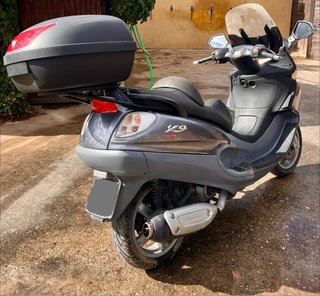 Piaggio X9 Evolution 125cc Maxi Scooter