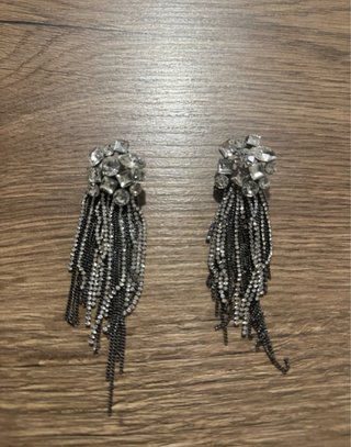 Pendientes largos con piedras
