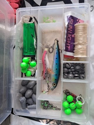 Bolsa Geologic pesca + accesorio,plomos,lineas...