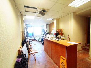 Local comercial en venta en Peñagrande en Madrid