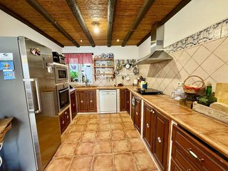 Casa adosada en venta en Nueva Andalucía centro en Marbella