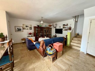 Casa adosada en venta en Nueva Andalucía centro en Marbella
