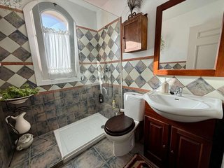 Casa adosada en venta en Nueva Andalucía centro en Marbella