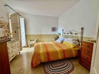 Casa adosada en venta en Nueva Andalucía centro en Marbella