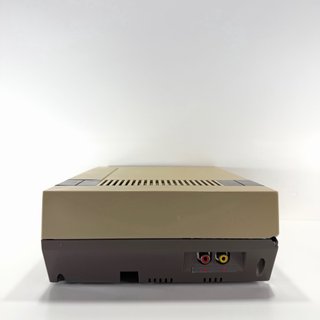 Nintendo Entertainment System con controller