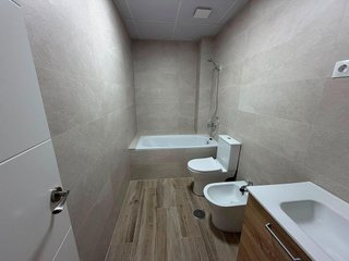 Piso en alquiler en Villayuventus-Renfe en Parla