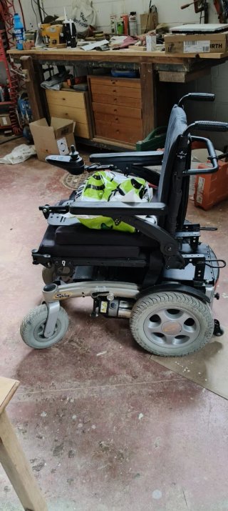Silla de ruedas electrica Quicie Salsa.