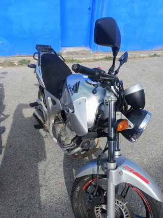 Honda CBF250 2006 Plata