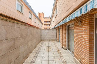 Casa adosada en venta en Barañain