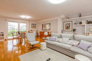 Casa adosada en venta en Barañain