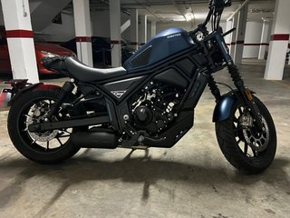 Zontes C125 - Moto Cruiser Negra/Azul