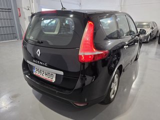 RENAULT Grand Scenic Dynamique TCE 130 7 plazas