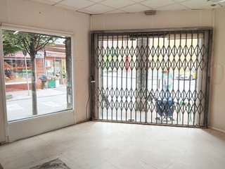 Local comercial en venta en Natahoyo en Gijón