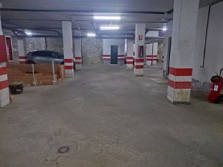 Garaje en venta en Sanlúcar la Mayor