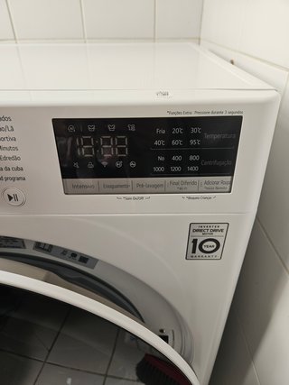Máquina de Lavar LG 9kg Direct Drive ThinQ