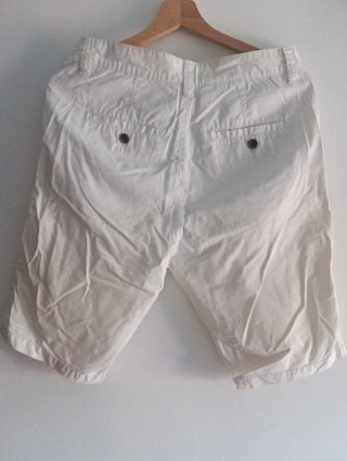 Shorts blancos hombre