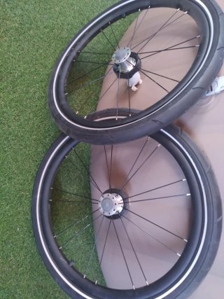 Ruedas Thule para cochecito