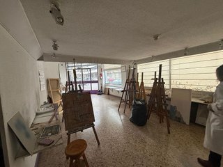 Local comercial en venta en Azpilagaña en Pamplona