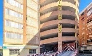 Garaje en venta en Parque Mediterráneo - Santa Paula en Málaga