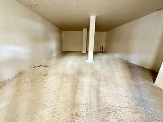Local comercial en venta en Zona Avda. Juan de Diego - Parque Municipal  en Bormujos