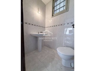 Local comercial en venta en Este en Castellón de la Plana
