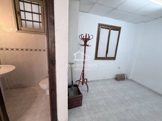 Local comercial en venta en Este en Castellón de la Plana