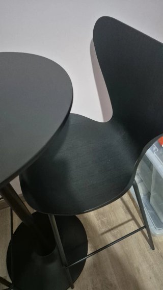 Mesa alta y 2 taburetes Sklum negros