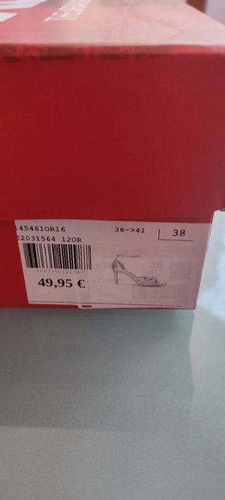 Zapatos de fiesta dorados tacón
