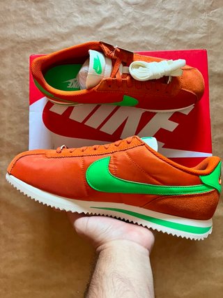 Nike Cortez Naranja y Verde Zapatillas
