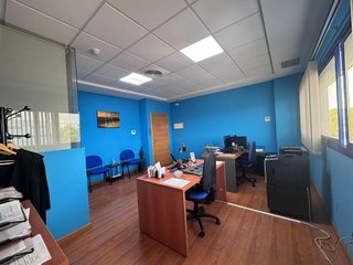 Oficina en venta en Oeste en Jerez de la Frontera