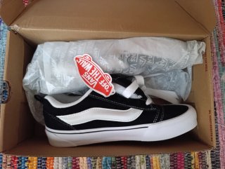 Zapatillas Vans ( no son originales) color negro