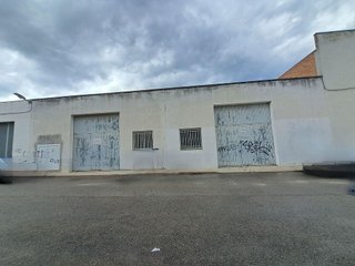 Nave industrial en venta en Móra d´Ebre