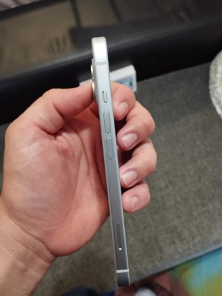 iPhone 15 blanco