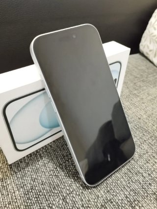 iPhone 15 blanco