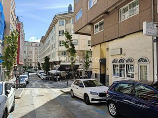 Local comercial en venta en Falperra - Santa Lucía en Coruña (A)