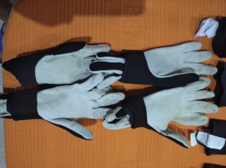 Guantes de buceo y natación