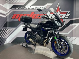 Yamaha Tracer 700 Negra y Azul