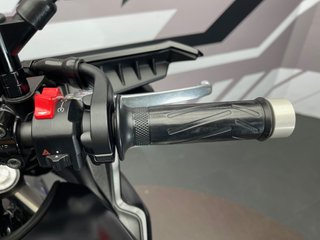 Yamaha Tracer 700 Negra y Azul