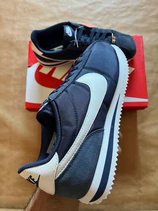 Zapatillas Nike Cortez Azul Marino y Blanco
