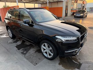 Volvo XC90 D5 AWD