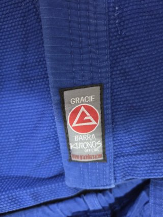 Kimono Gracie Barra Azul para niños