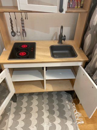 Cocinita Ikea + Microondas Juguete