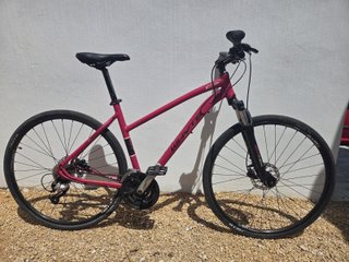 Bicicleta híbrida Whyte C7 L. Buen estado.