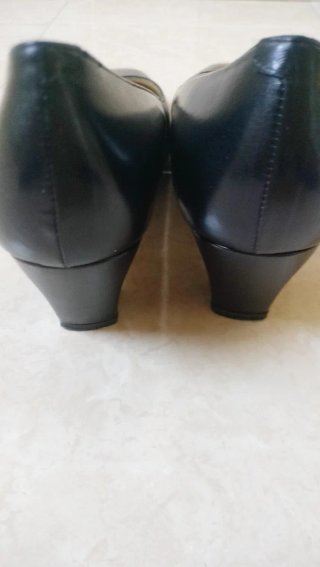 Zapatos de salón Carmen Lopez negros
